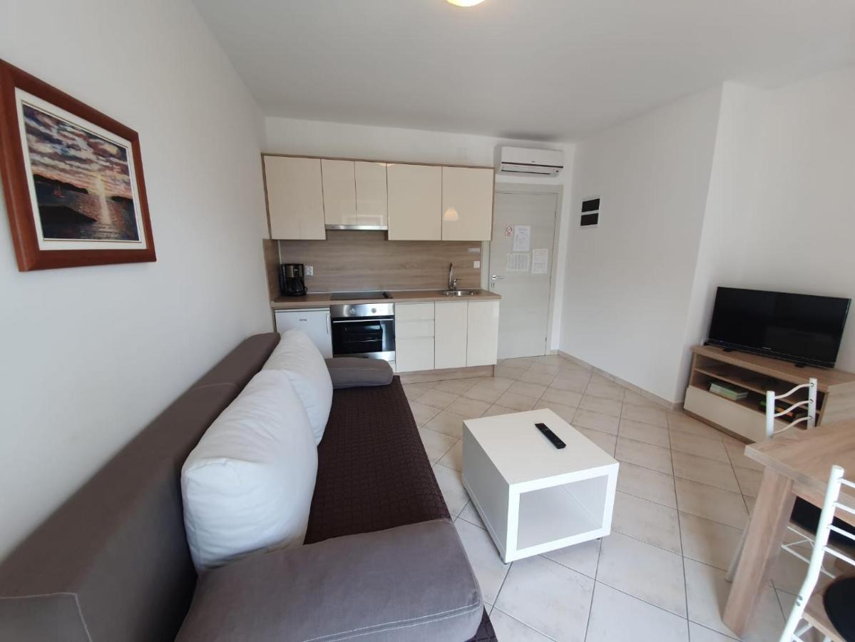 Apartmani Plaza Селце Экстерьер фото