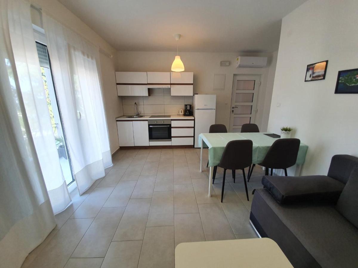 Apartmani Plaza Селце Экстерьер фото