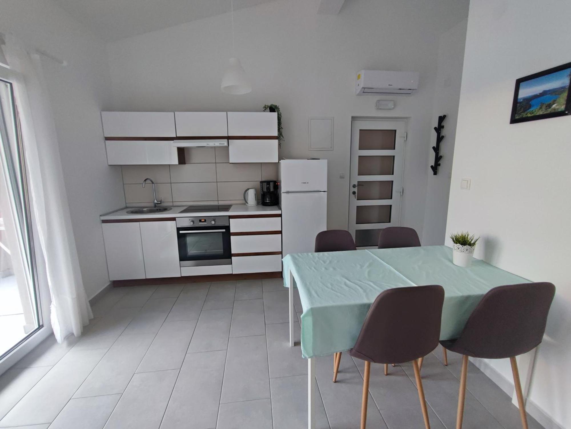 Apartmani Plaza Селце Экстерьер фото